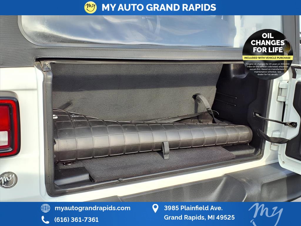 Used 2020 Jeep Wrangler Sport image 24