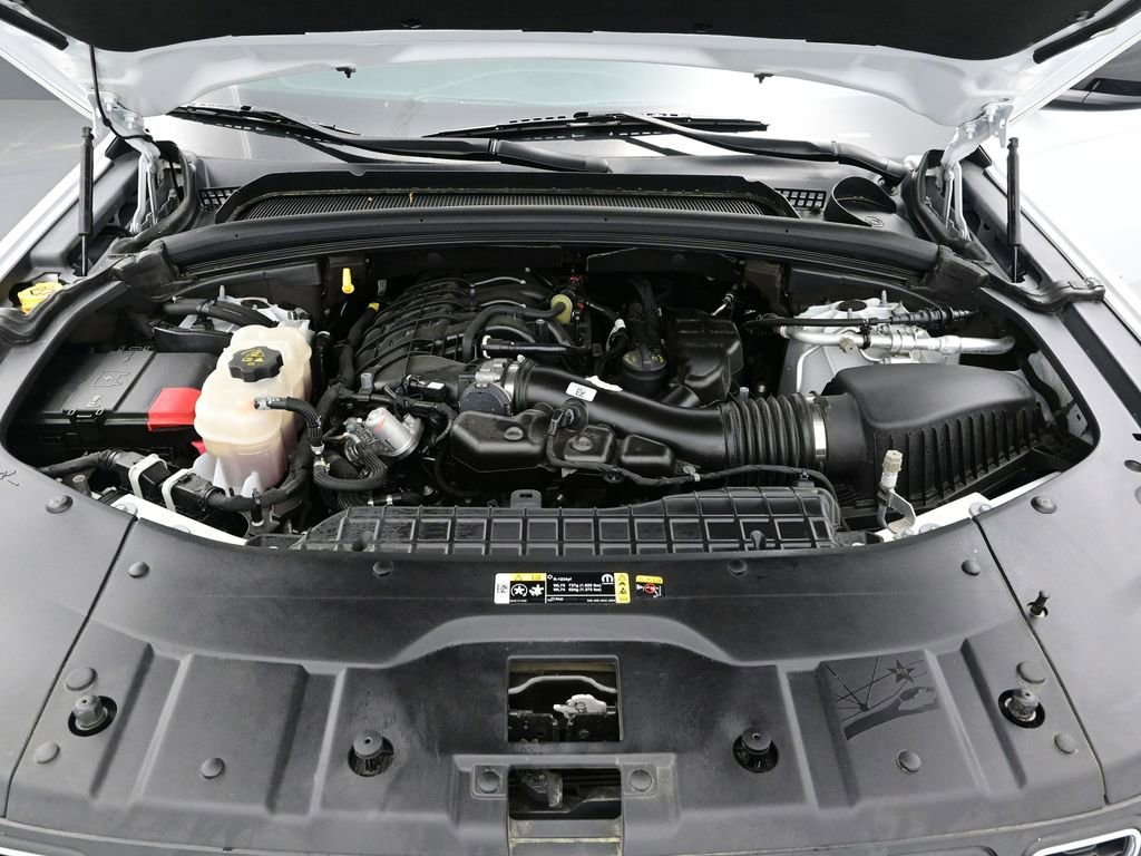 Used 2023 Jeep Grand Cherokee L Laredo image 12