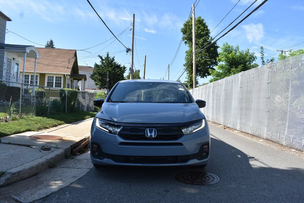 Used 2025 Honda Odyssey Sport-L image 2