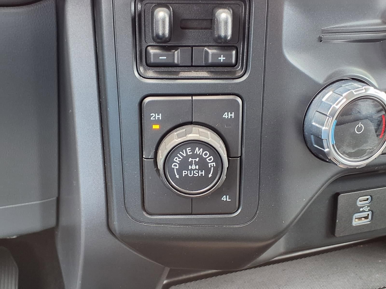Used 2022 Ford F150 XLT w/ Equipment Group 302A High AWD/4WD image 14