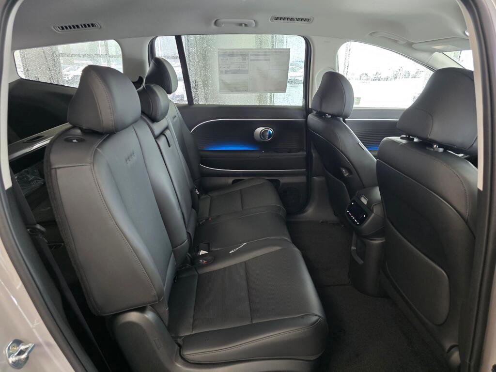New 2026 Hyundai Ioniq 9 SEL image 31