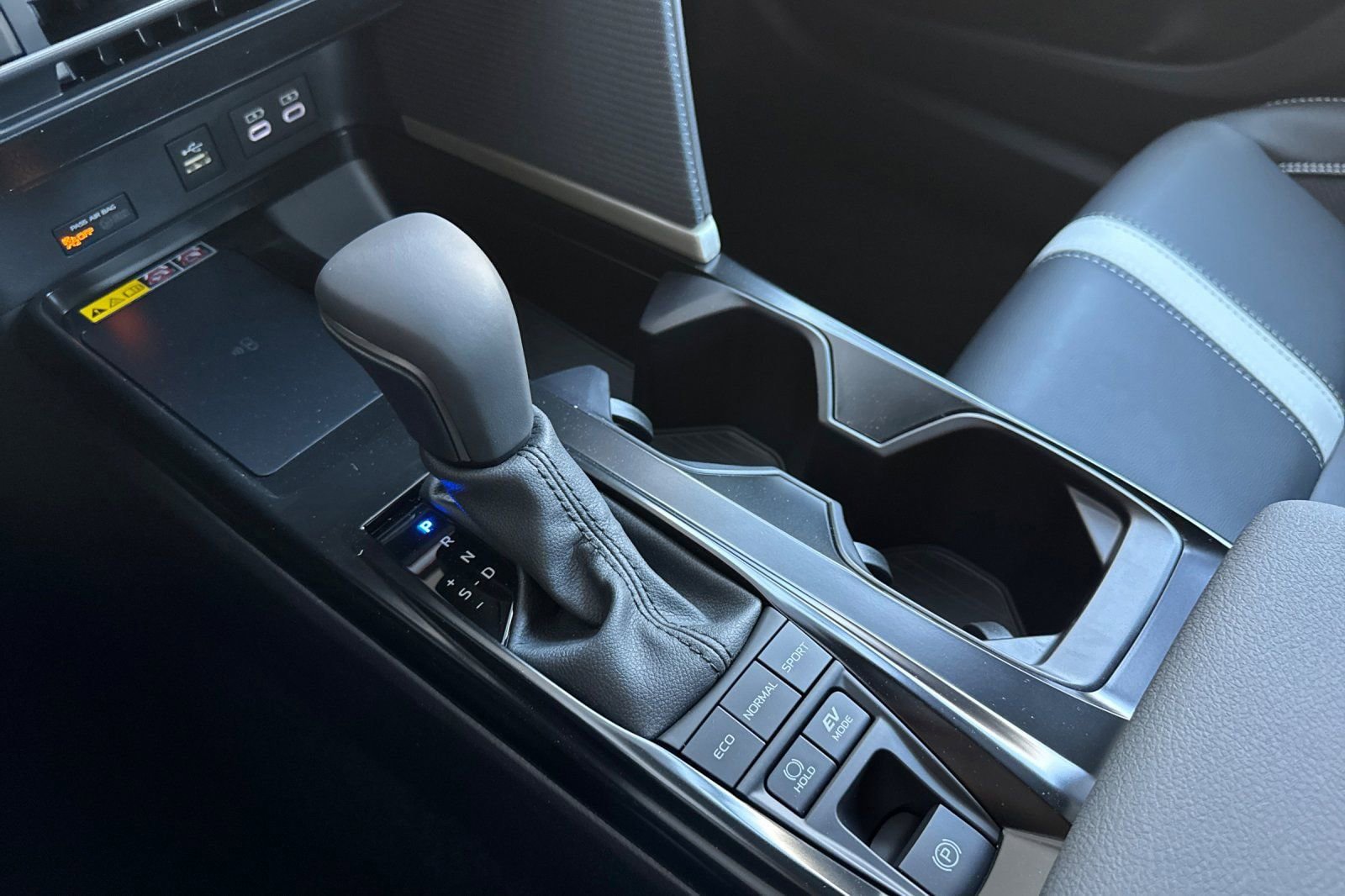 New 2026 Toyota Camry SE FWD image 24