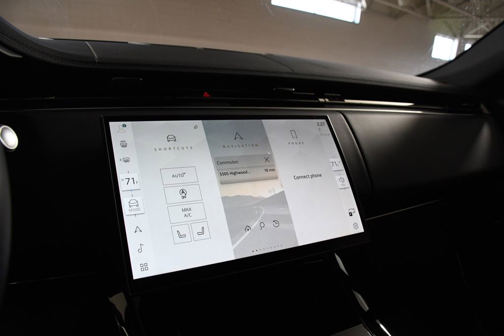 Certified 2025 Land Rover Range Rover Sport Dynamic SE image 33