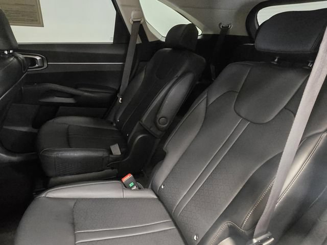 Used 2023 Kia Sorento EX FWD image 29