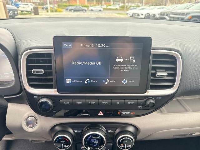 Certified 2026 Hyundai Venue SEL image 18