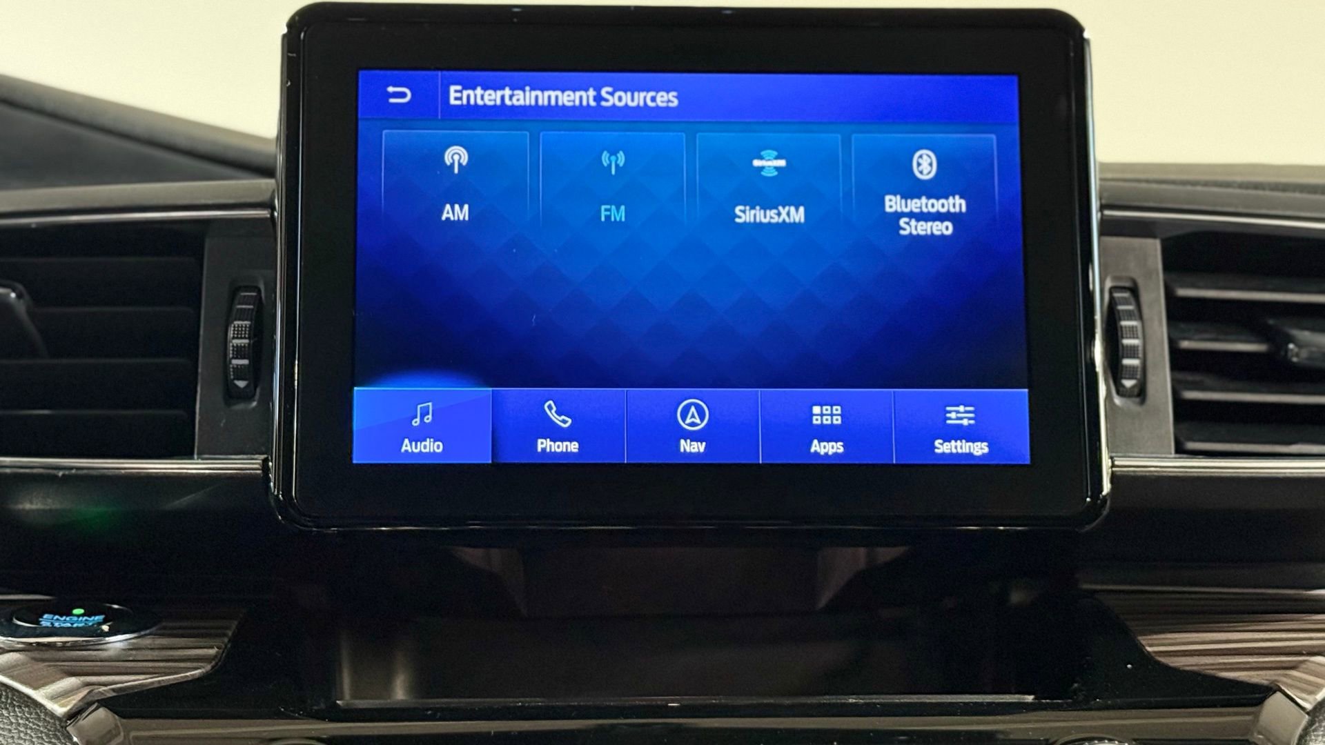 Used 2021 Ford Explorer Limited w/ Equipment Group 301A image 90