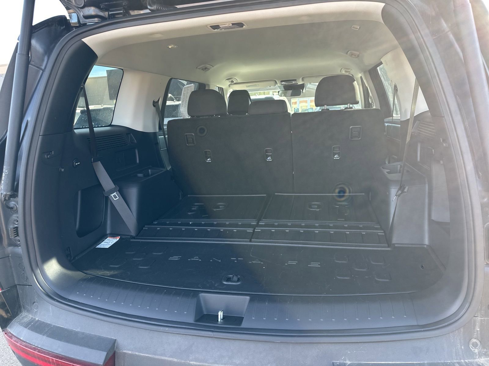 Used 2025 Hyundai Santa Fe SE image 23