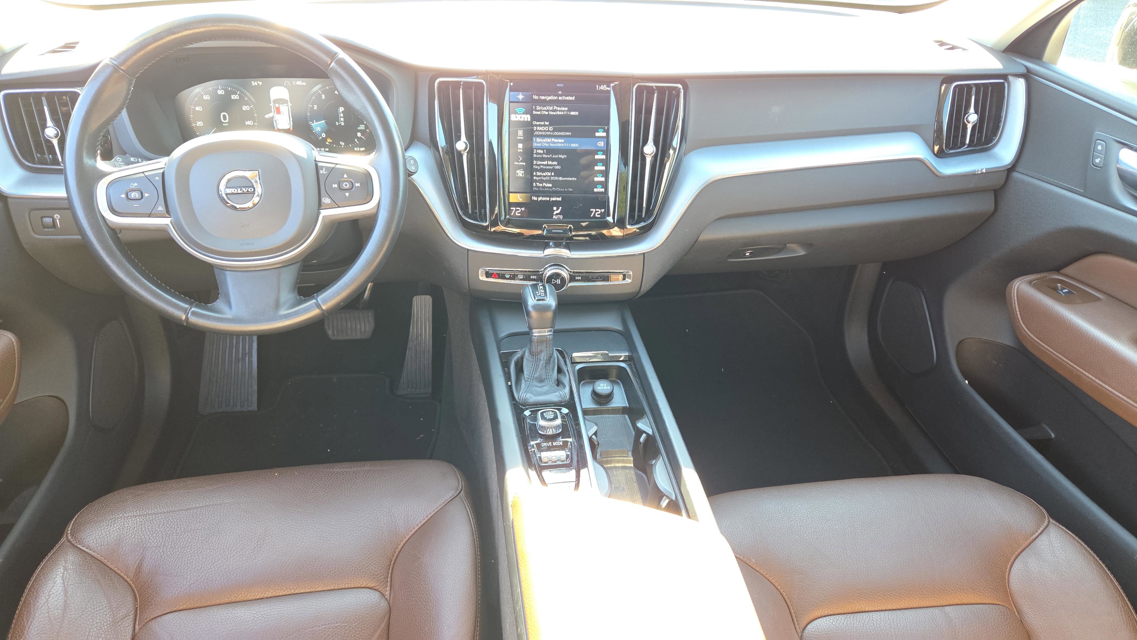 Used 2020 Volvo XC60 T5 Momentum image 22