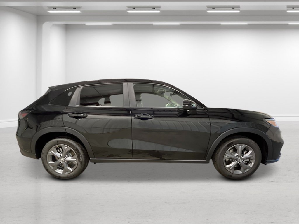 New 2027 Honda HR-V LX image 8