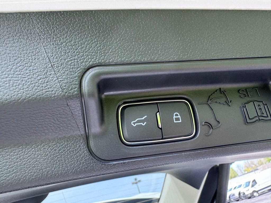 New 2026 Ford Explorer Active AWD/4WD image 41