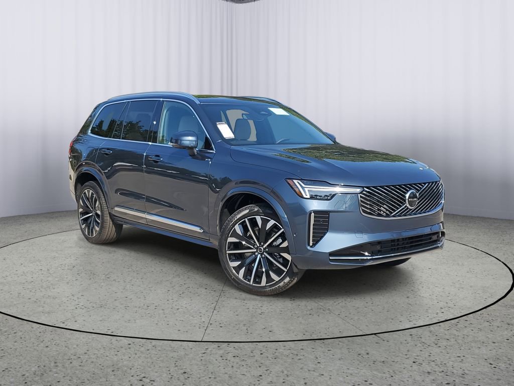 New 2025 Volvo XC90 B5 Plus w/ Protection Package Premier