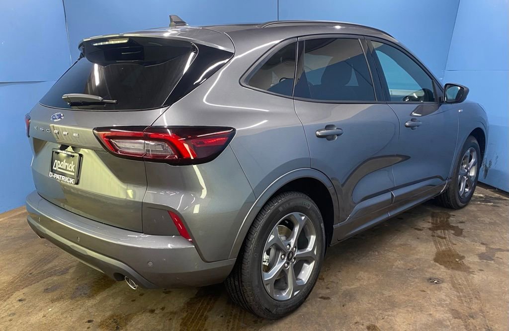 Used 2024 Ford Escape ST-Line w/ Tech Pack #1 image 11