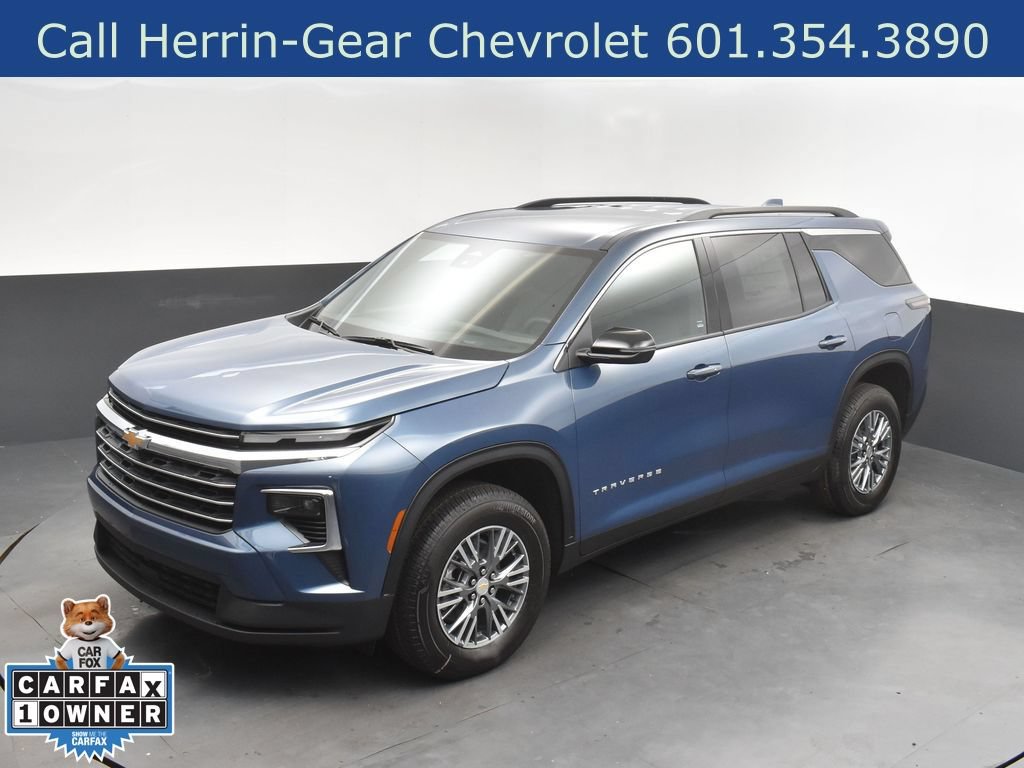 Used 2025 Chevrolet Traverse LT FWD image 29