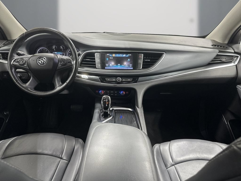 Used 2018 Buick Enclave Essence w/ Trailering Package AWD/4WD image 18