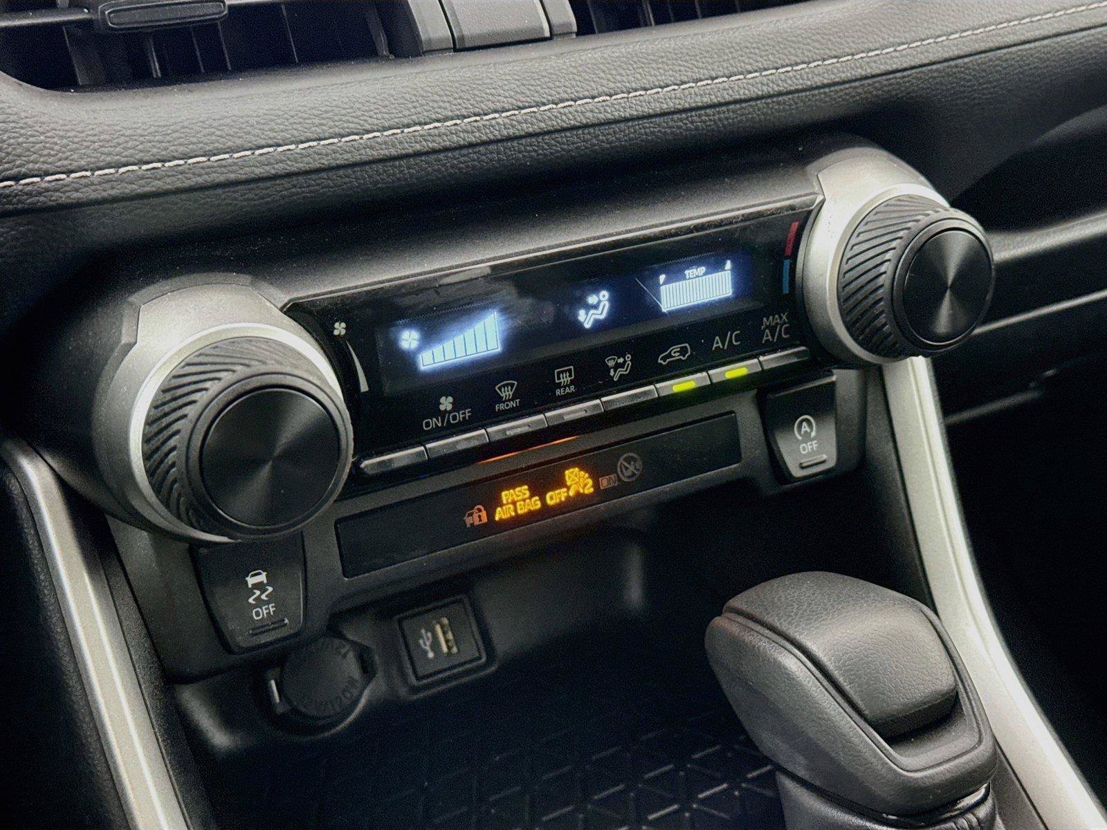 Certified 2025 Toyota RAV4 LE FWD image 23
