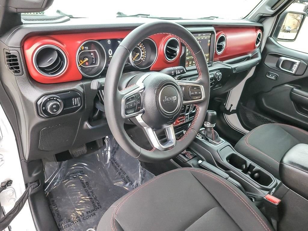 Used 2023 Jeep Gladiator Rubicon AWD/4WD image 10
