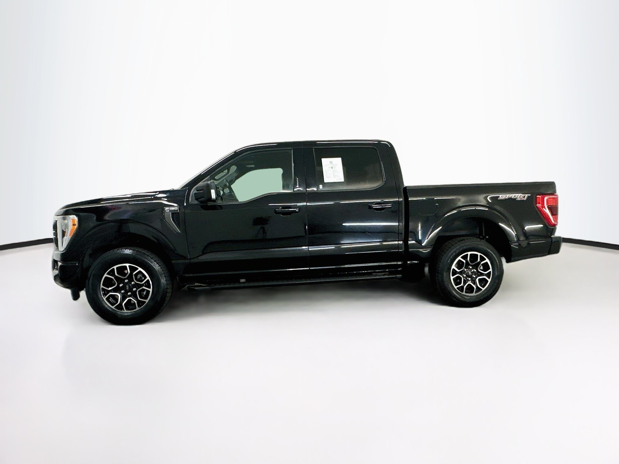 Used 2023 Ford F150 XLT w/ Equipment Group 302A High AWD/4WD image 4