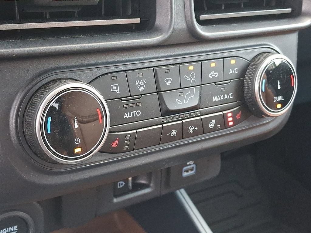 Used 2024 Ford Maverick Lariat w/ FX4 Off-Road Package AWD/4WD image 16