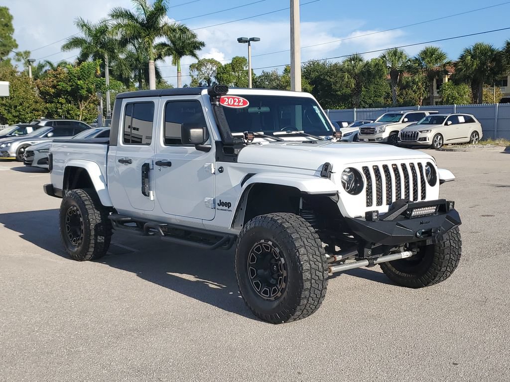 Used 2022 Jeep Gladiator Sport AWD/4WD image 2