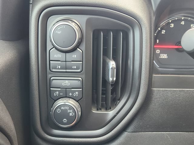 Used 2020 Chevrolet Silverado 1500 Custom Trail Boss w/ Custom Convenience Package AWD/4WD image 23