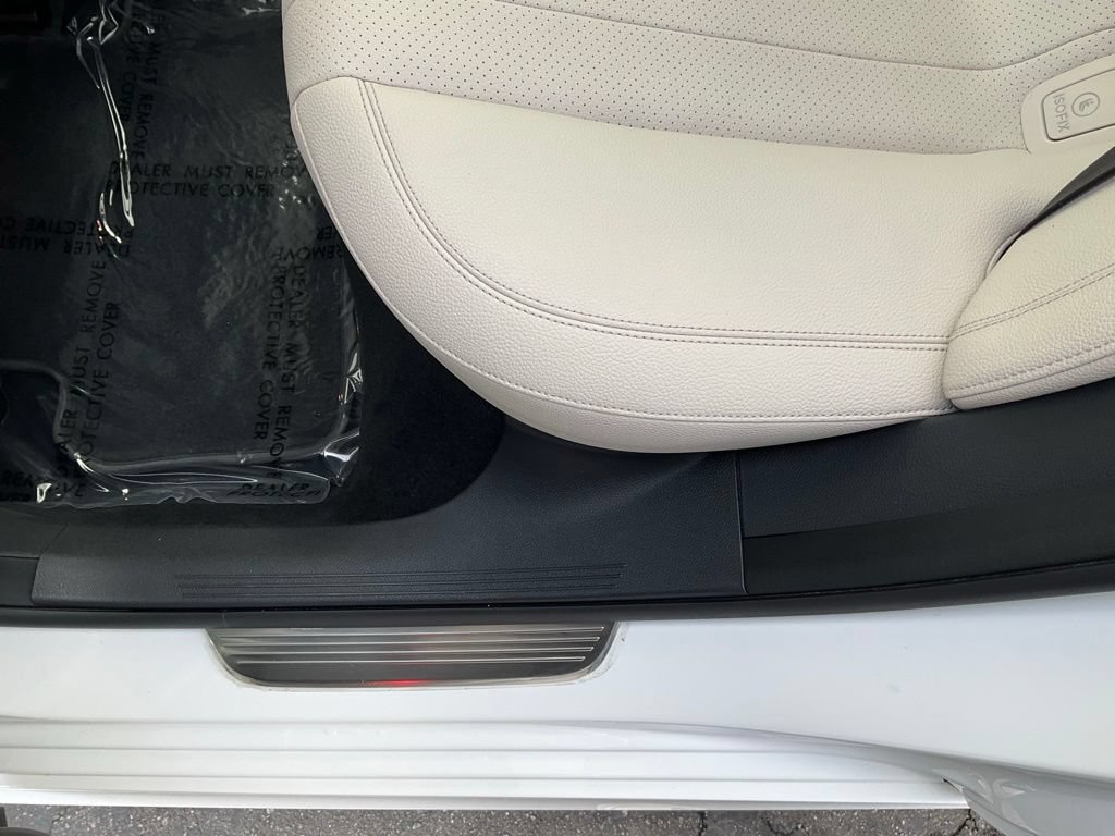 Used 2019 Mercedes-Benz E 300 w/ Premium 1 Package image 27