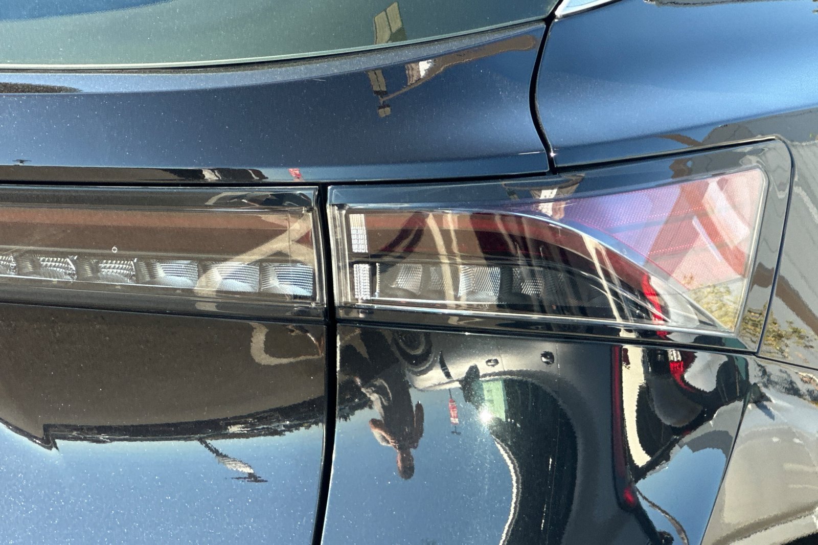 Certified 2023 Nissan Ariya FWD image 50