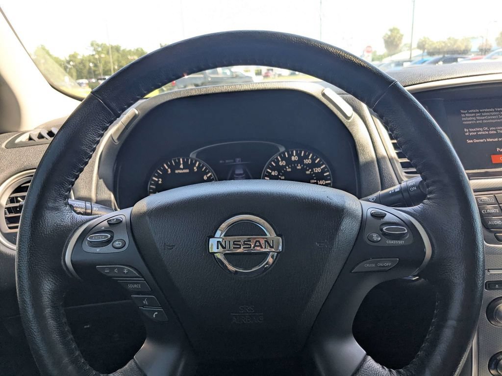Used 2020 Nissan Pathfinder SL AWD/4WD image 21