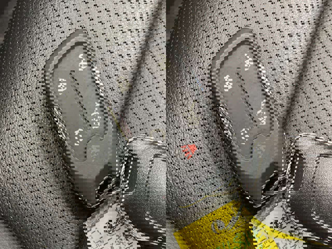 Used 2022 GMC Acadia Denali w/ Denali Ultimate Package AWD/4WD image 29