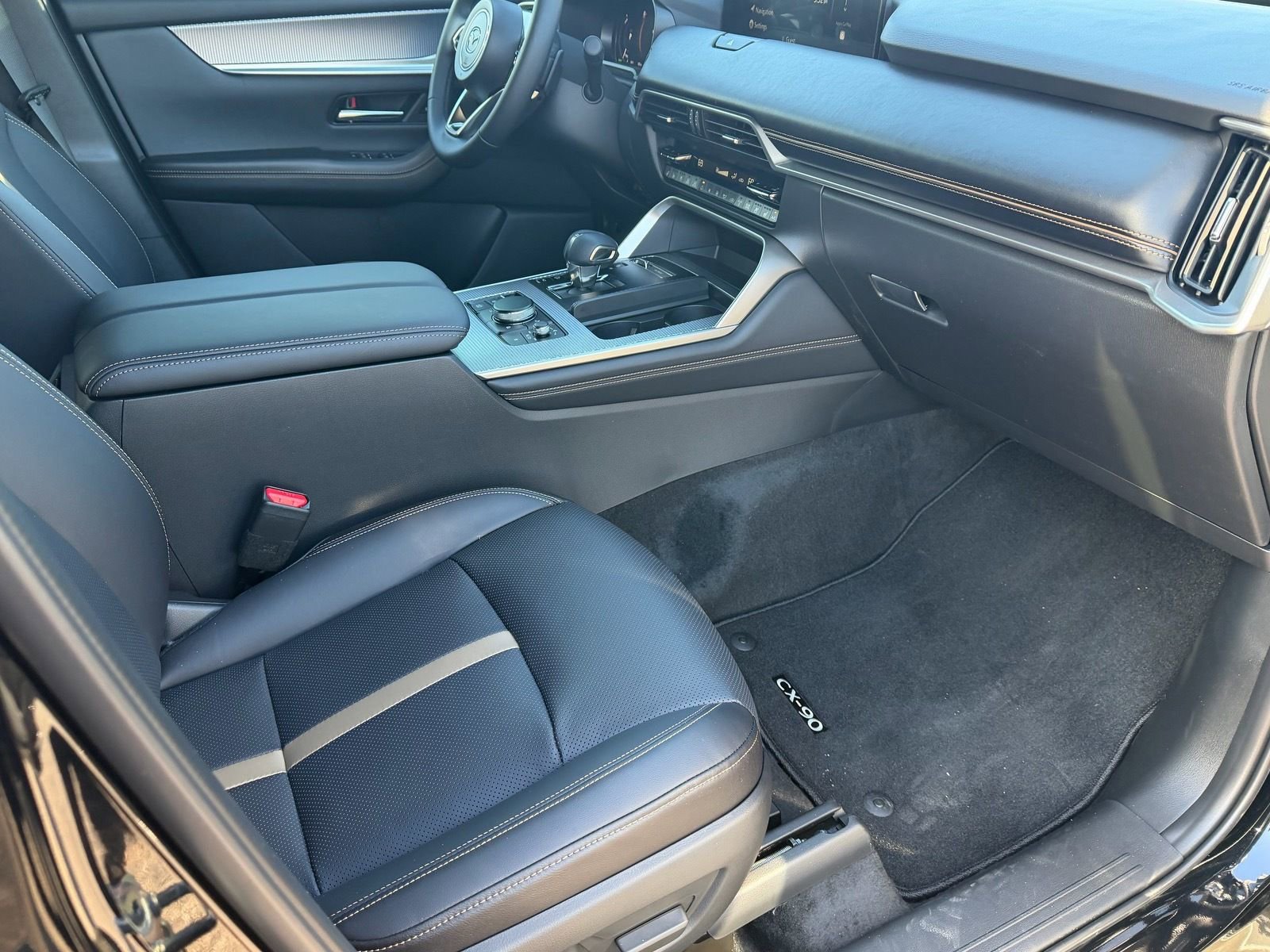 New 2026 MAZDA CX-90 Plug-In Hybrid w/ Premium Plus image 13