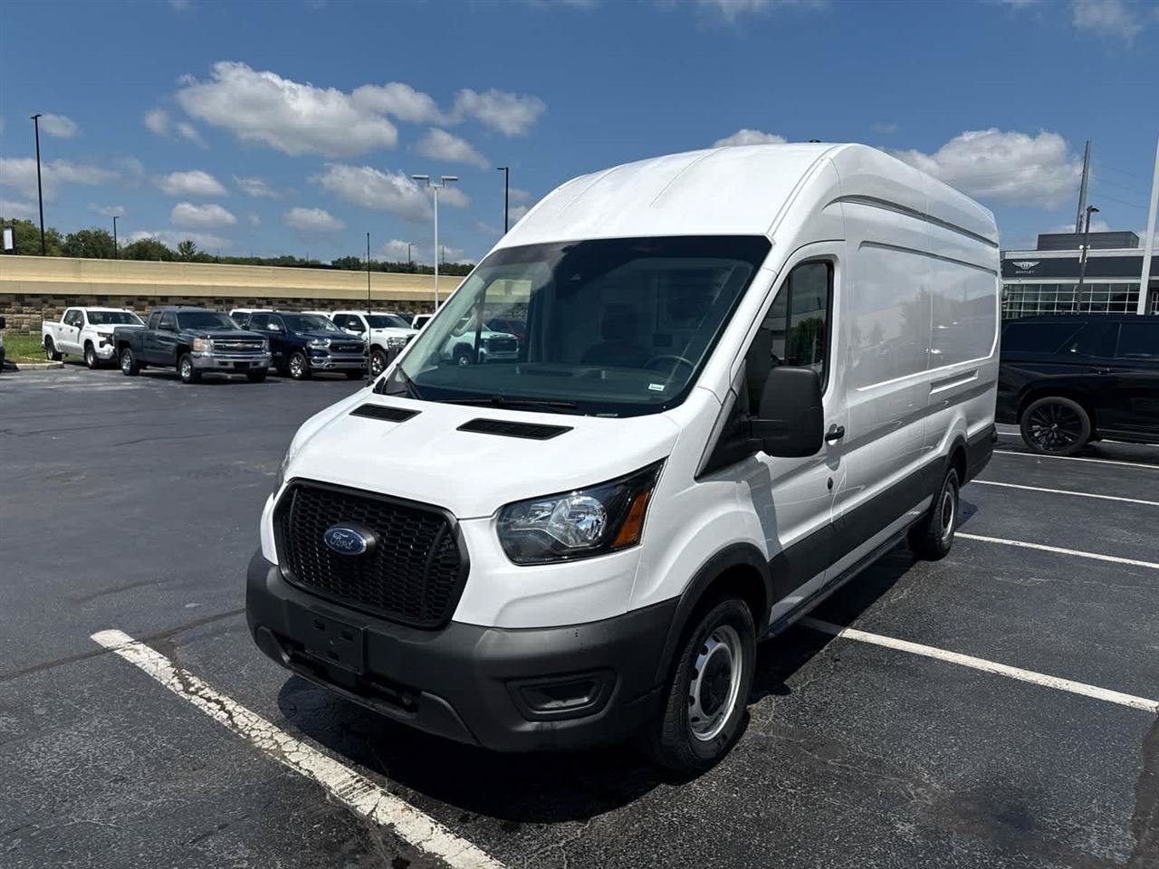 Used 2025 Ford Transit 250 148 High Roof Extended w/ Load Area Protection Package RWD image 4