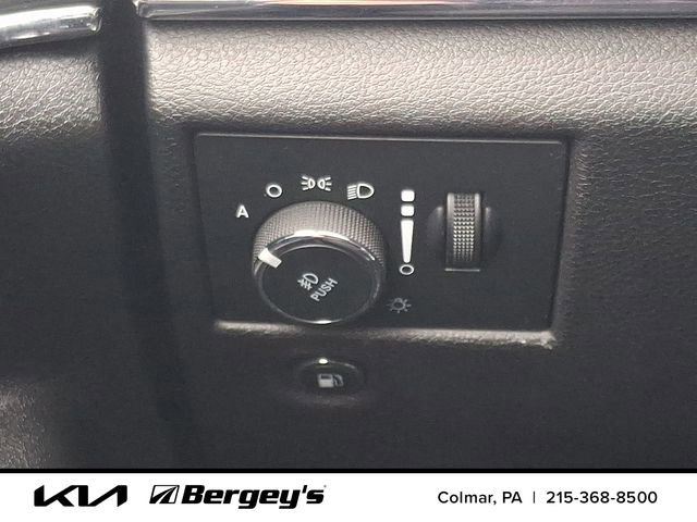Used 2020 Jeep Grand Cherokee Limited AWD/4WD image 26