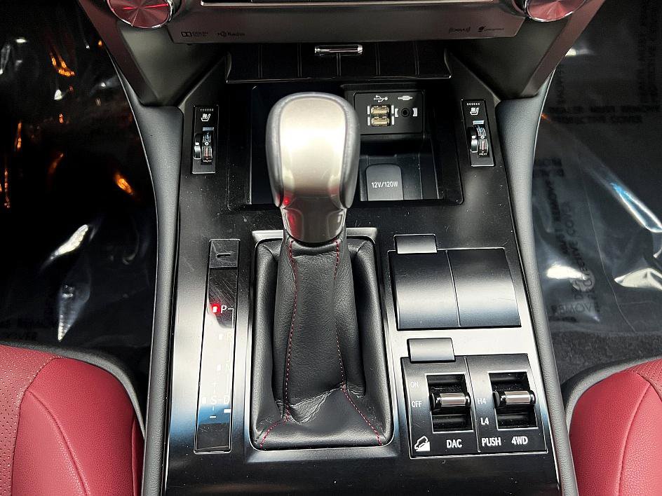 Used 2021 Lexus GX 460 Premium image 19