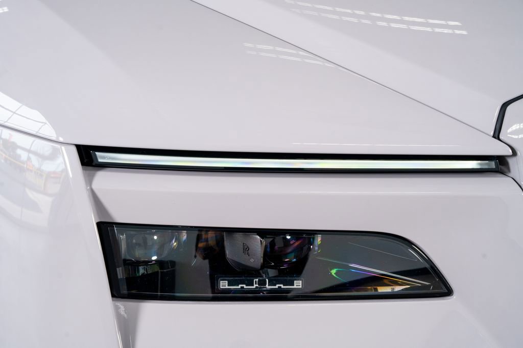 Used 2024 Rolls-Royce Spectre w/ Spectre Launch Package AWD/4WD image 10