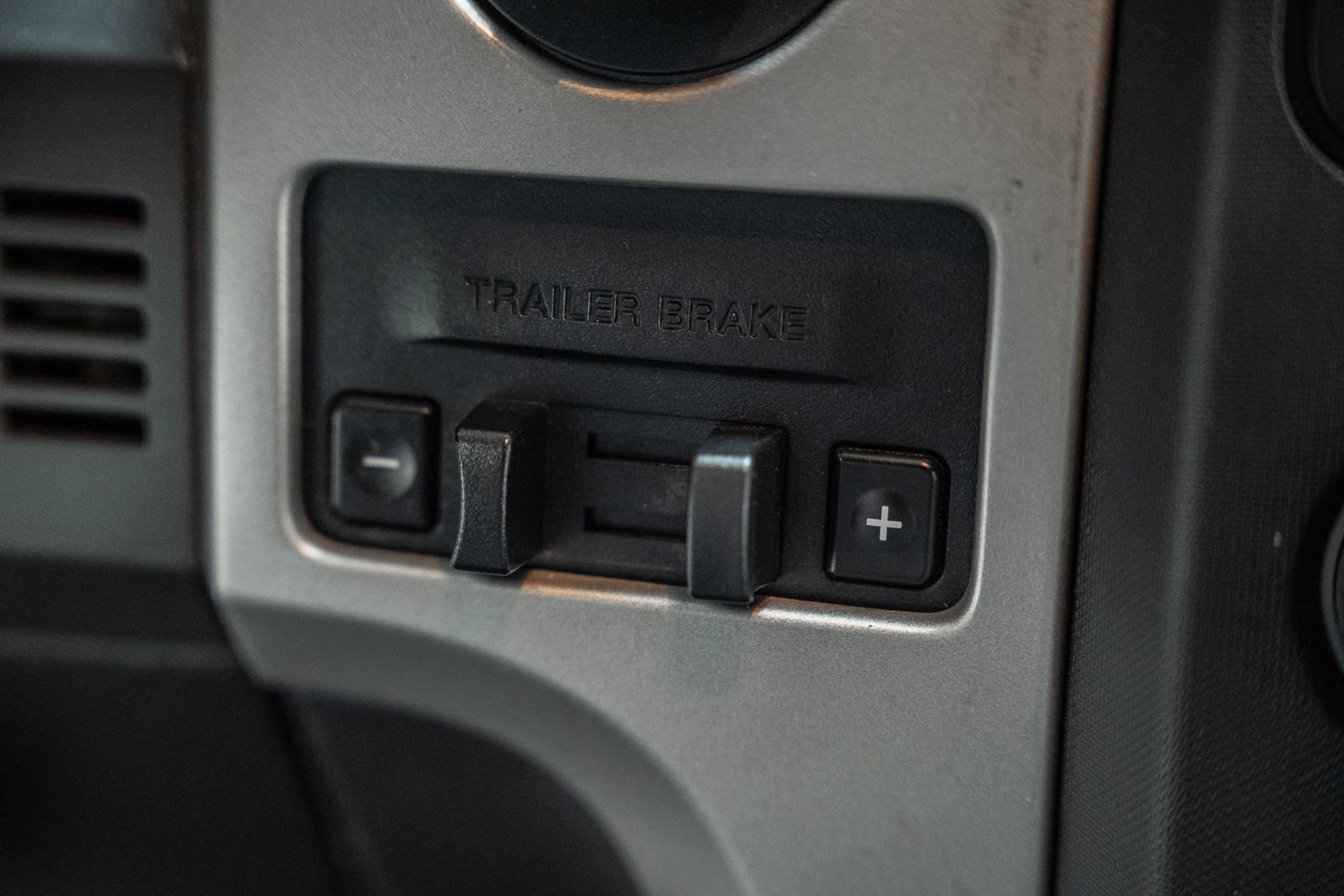 Used 2013 Ford F150 XLT w/ Luxury Equipment Group AWD/4WD image 28