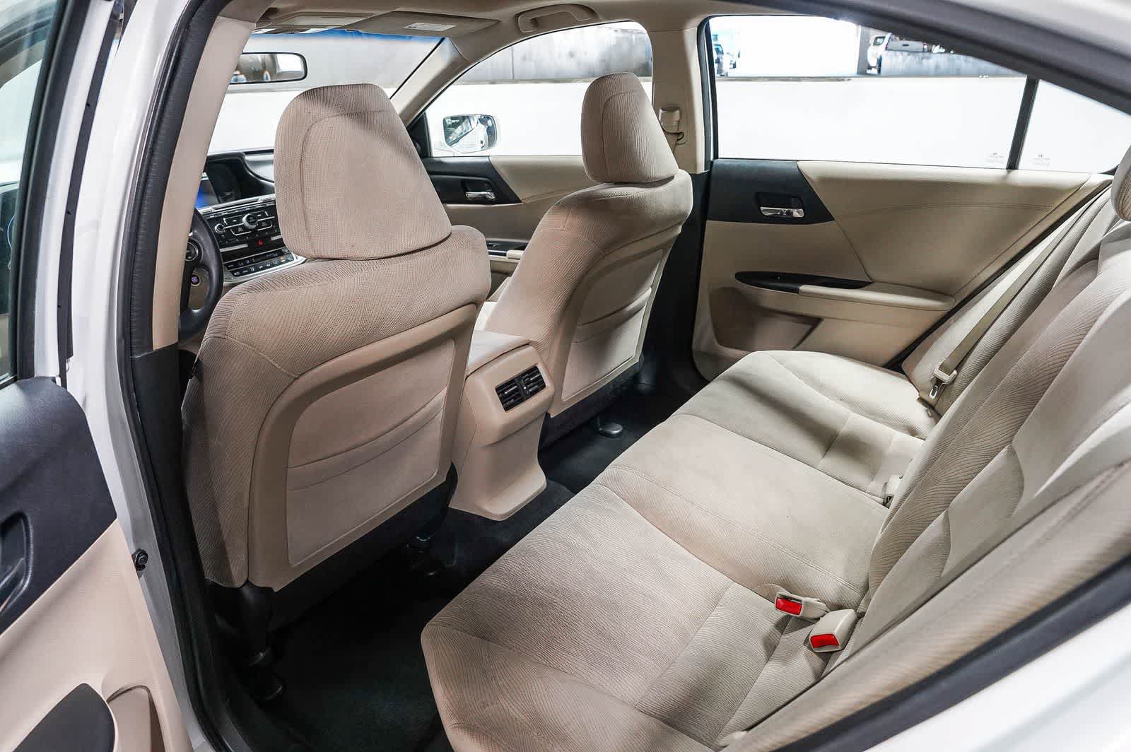 Used 2013 Honda Accord EX image 19