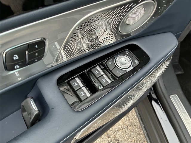 New 2025 Lincoln Nautilus Reserve image 25