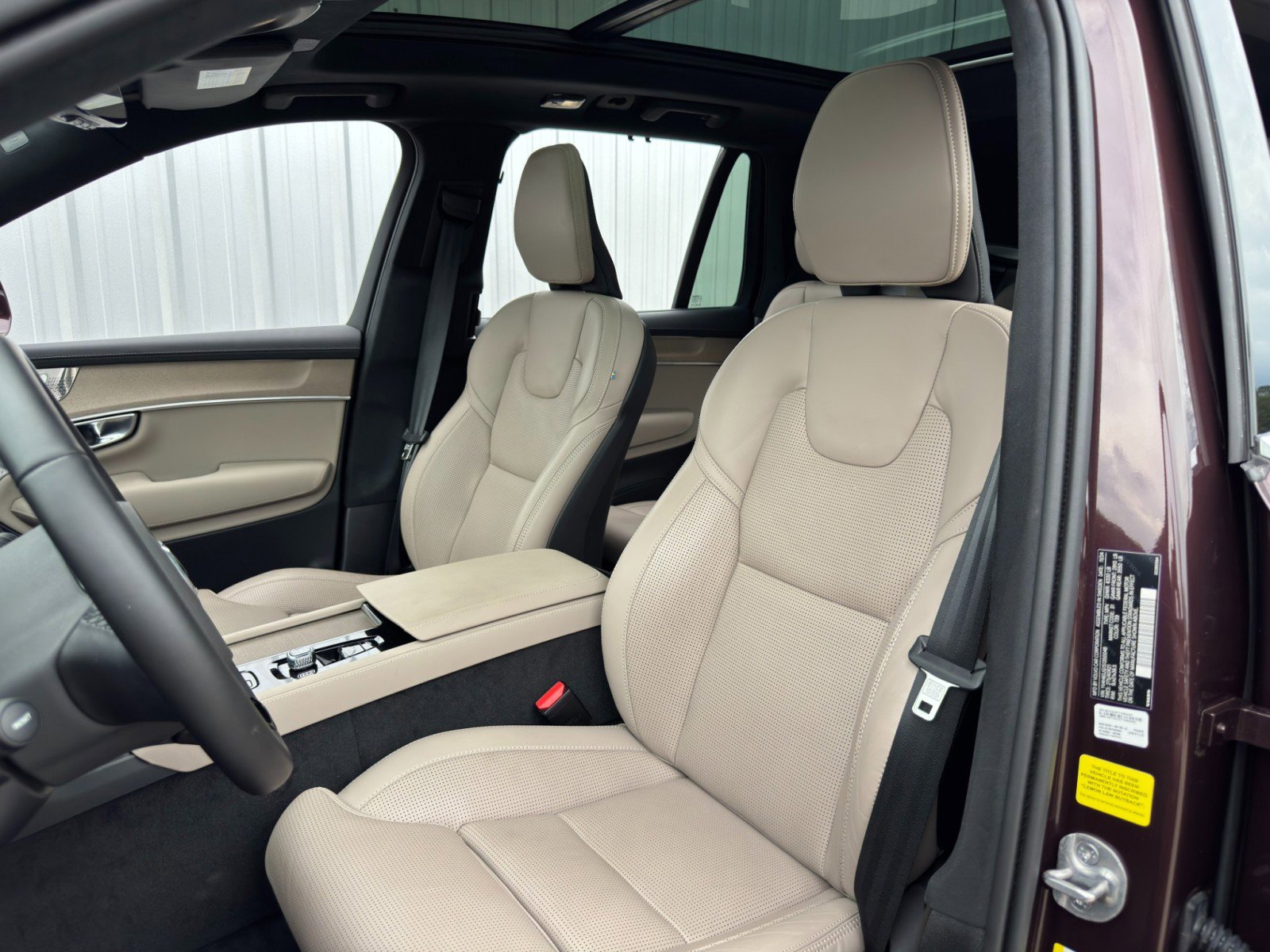 Used 2025 Volvo XC90 T8 Ultra image 42