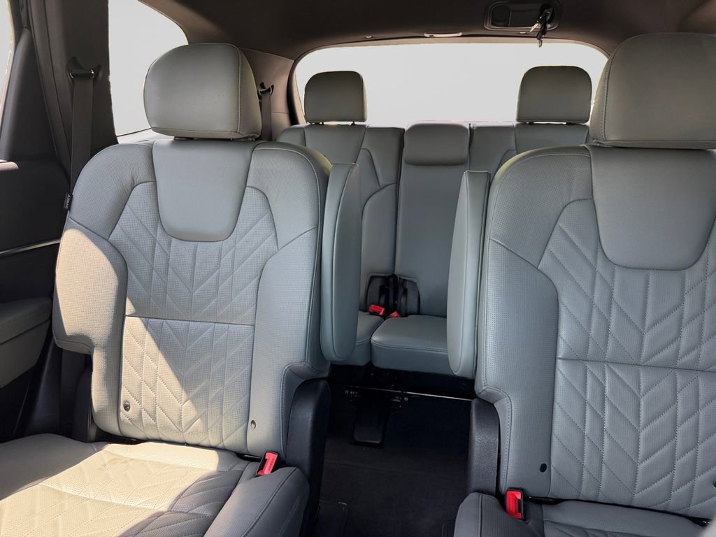 Certified 2024 Kia Telluride EX X-Line AWD/4WD image 16