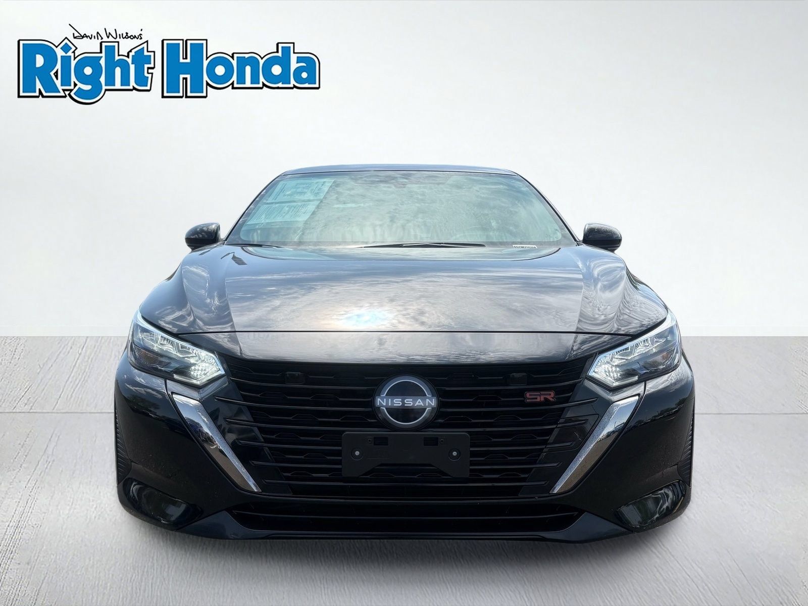 Used 2025 Nissan Sentra SR FWD image 10