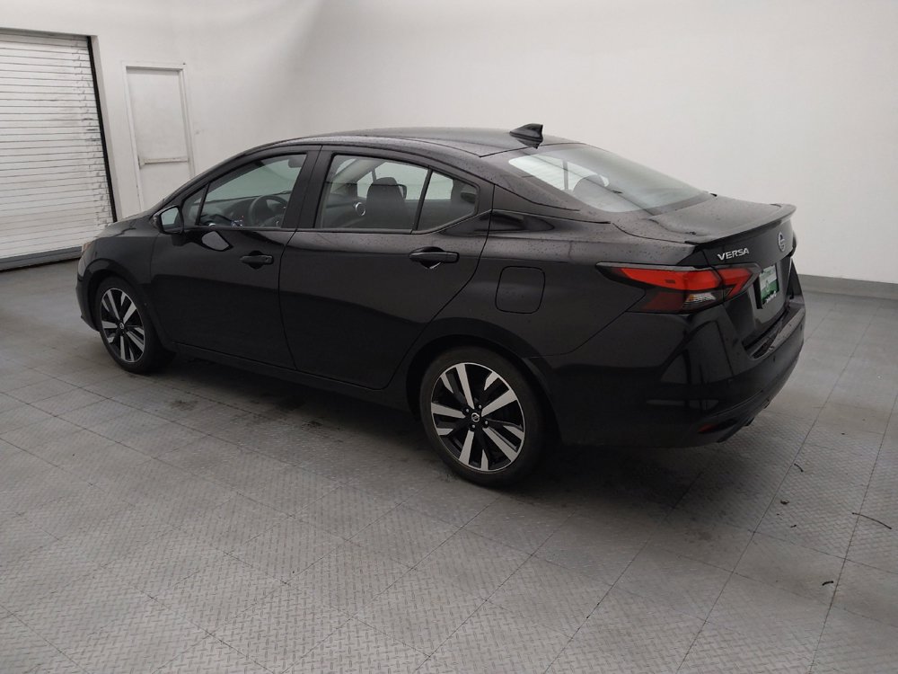 Used 2022 Nissan Versa SR FWD image 3