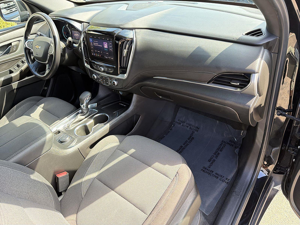 Used 2022 Chevrolet Traverse LT FWD image 27