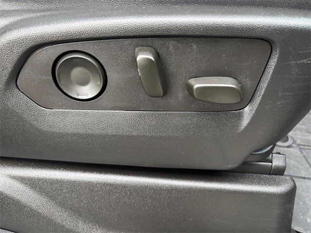 Used 2023 Chevrolet Suburban High Country w/ Premium Package 2 image 39