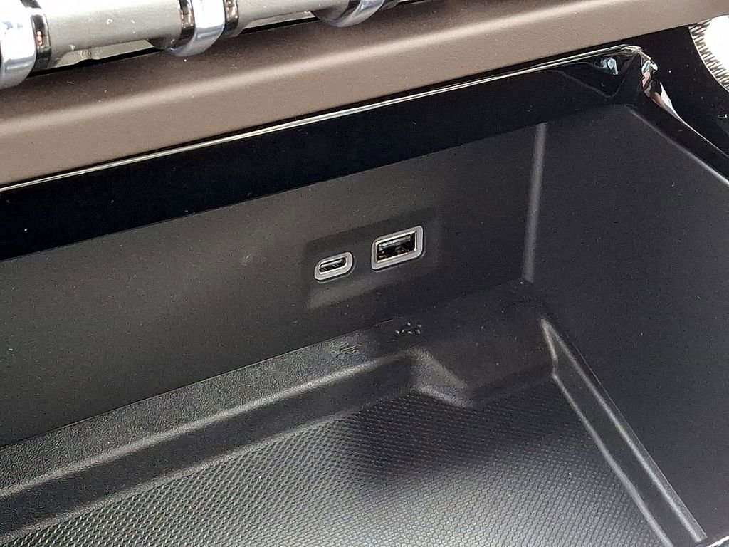 New 2026 GMC Yukon XL Elevation image 16