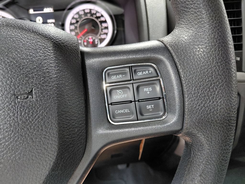 Certified 2018 RAM 1500 Express w/ Express Value Package AWD/4WD image 33
