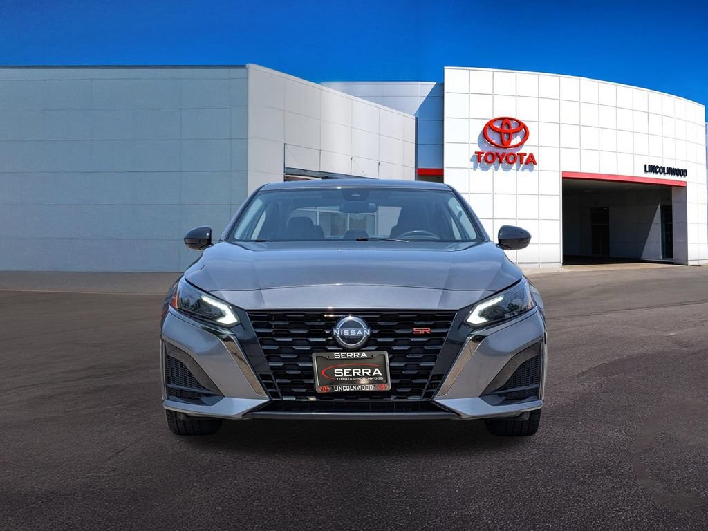 Used 2024 Nissan Altima 2.5 SR FWD image 4