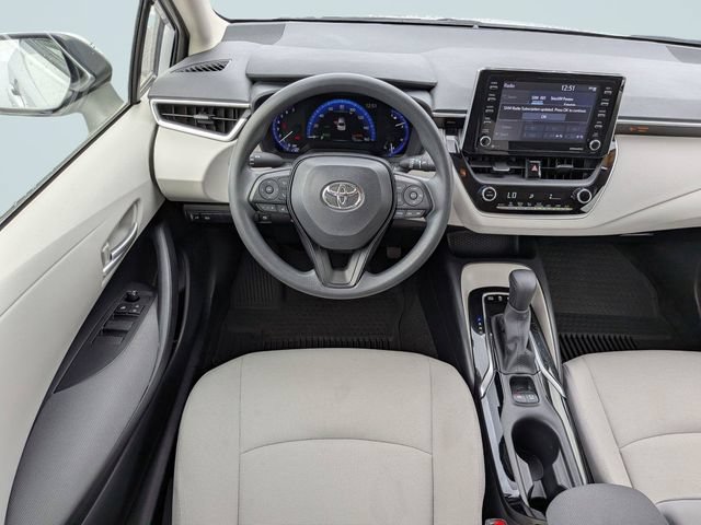 Used 2021 Toyota Corolla LE FWD image 14