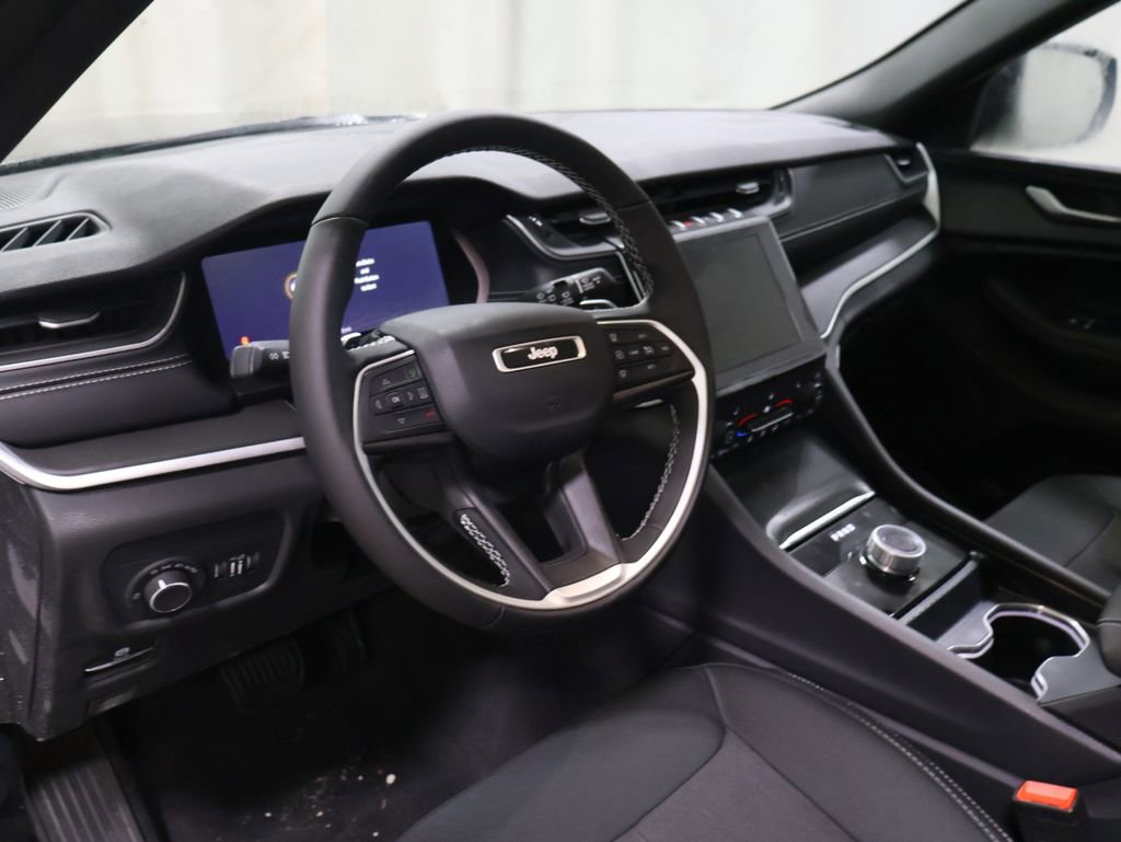 New 2026 Jeep Grand Cherokee Laredo image 20