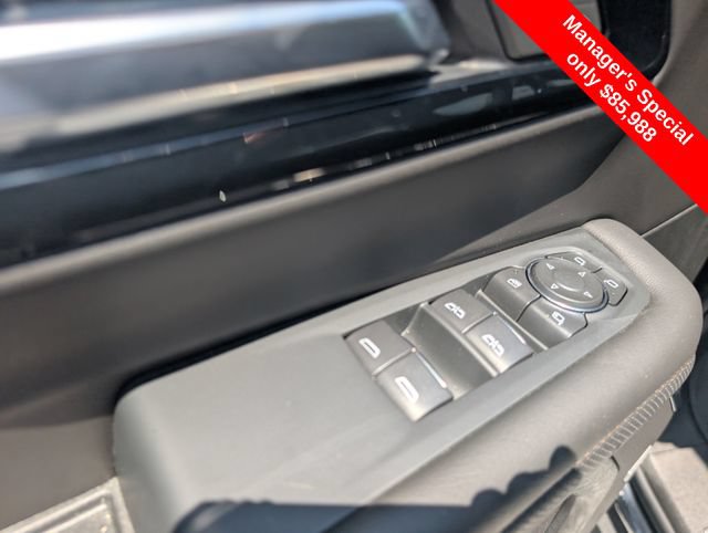 Used 2026 Chevrolet Suburban High Country AWD/4WD image 15