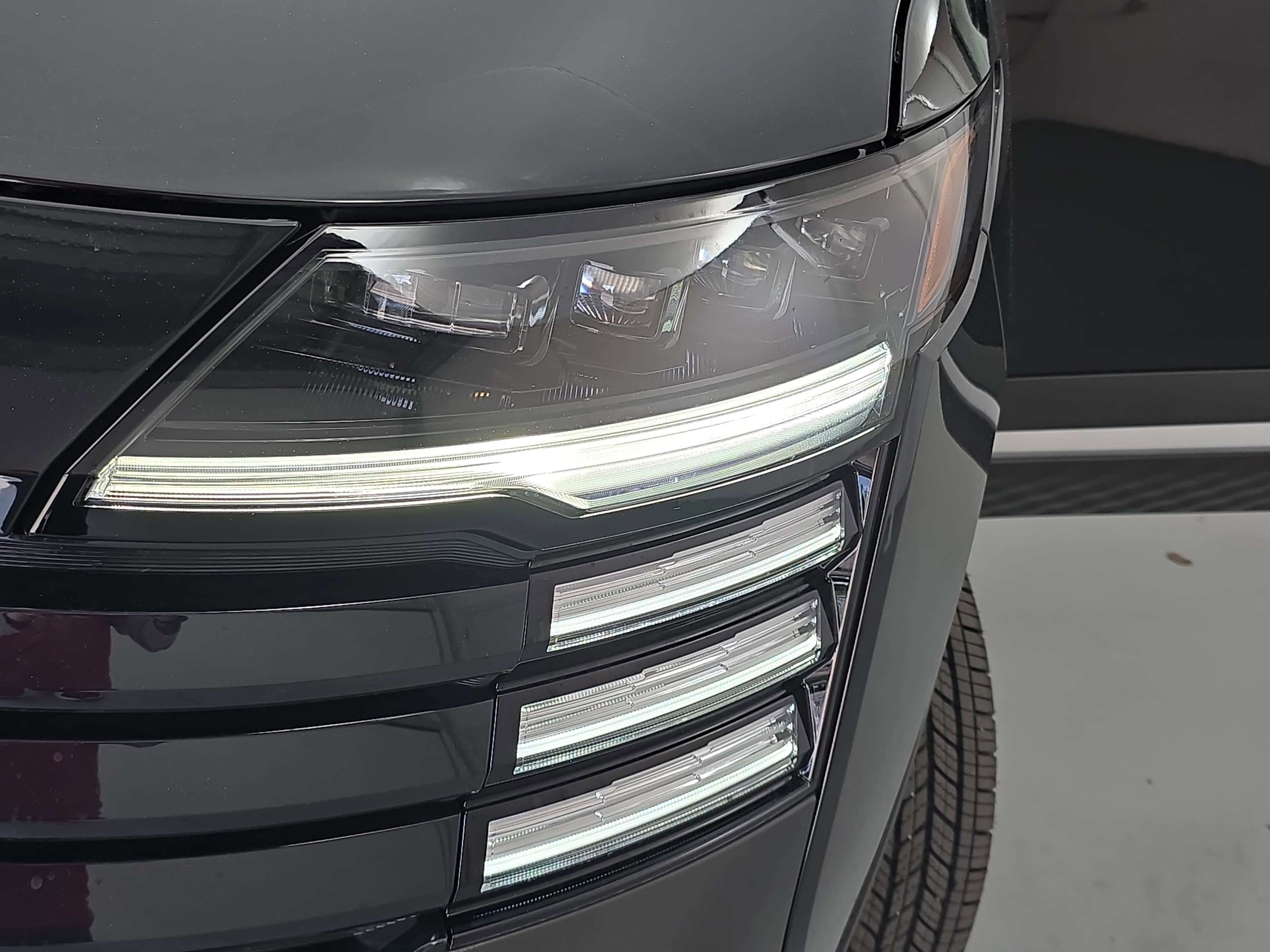 New 2026 Nissan Kicks SR FWD image 31