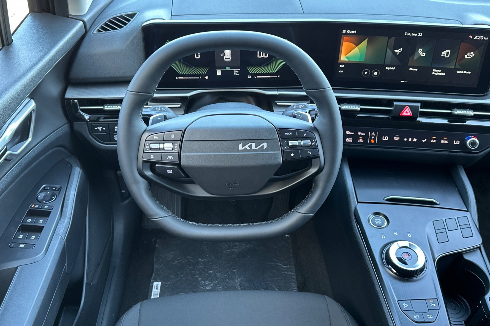 New 2027 Kia Sportage LX FWD image 14